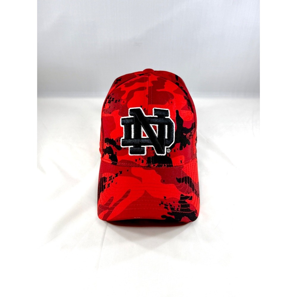 Under Armour Notre Dame Fighting Irish Hat LG/XL Red Camo Stretch Fit Cap